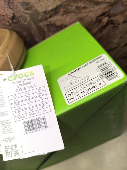 Sandały CROCS Brooklyn luxe gladiator W10(41-42)