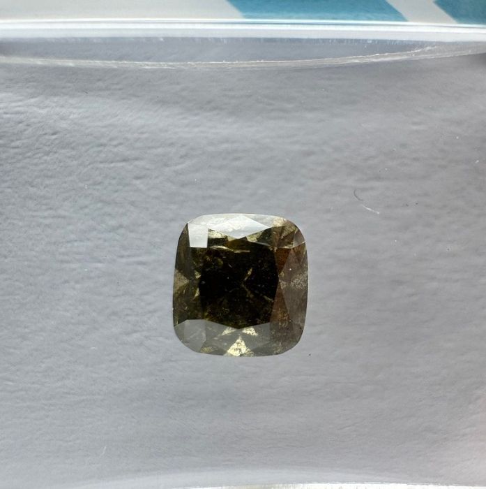 1 Diamante (natural) - 0.66 ct - Almofada - Fancy deep Verde Amarelado
