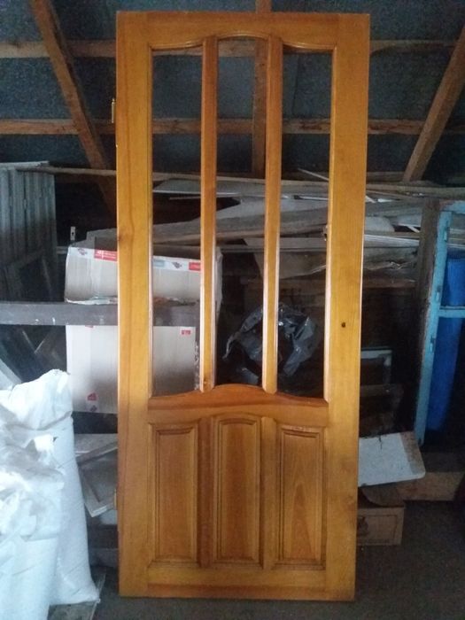 Продаються двері, нові, без скла. З коробкою