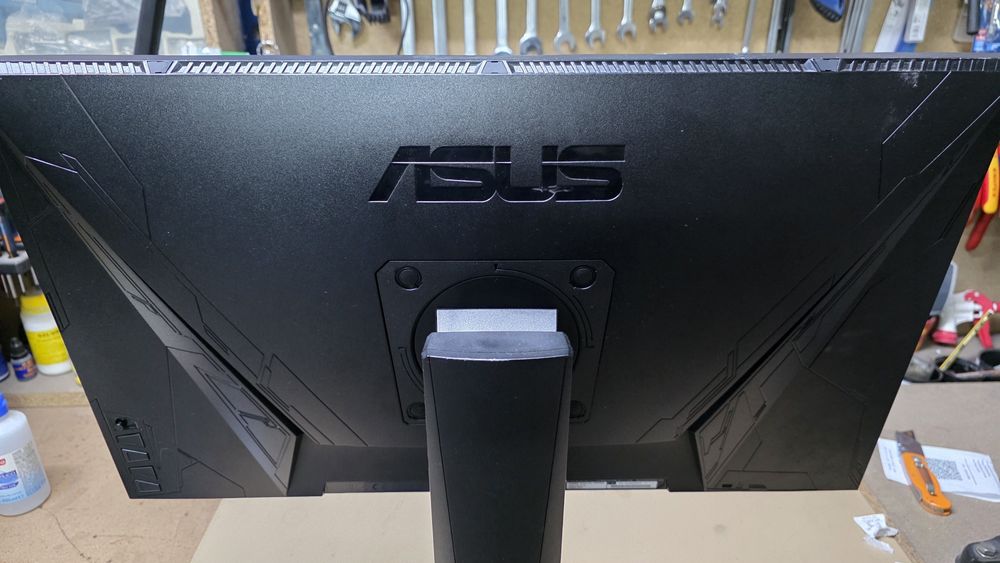 Monitor ASUS 165hz 24"