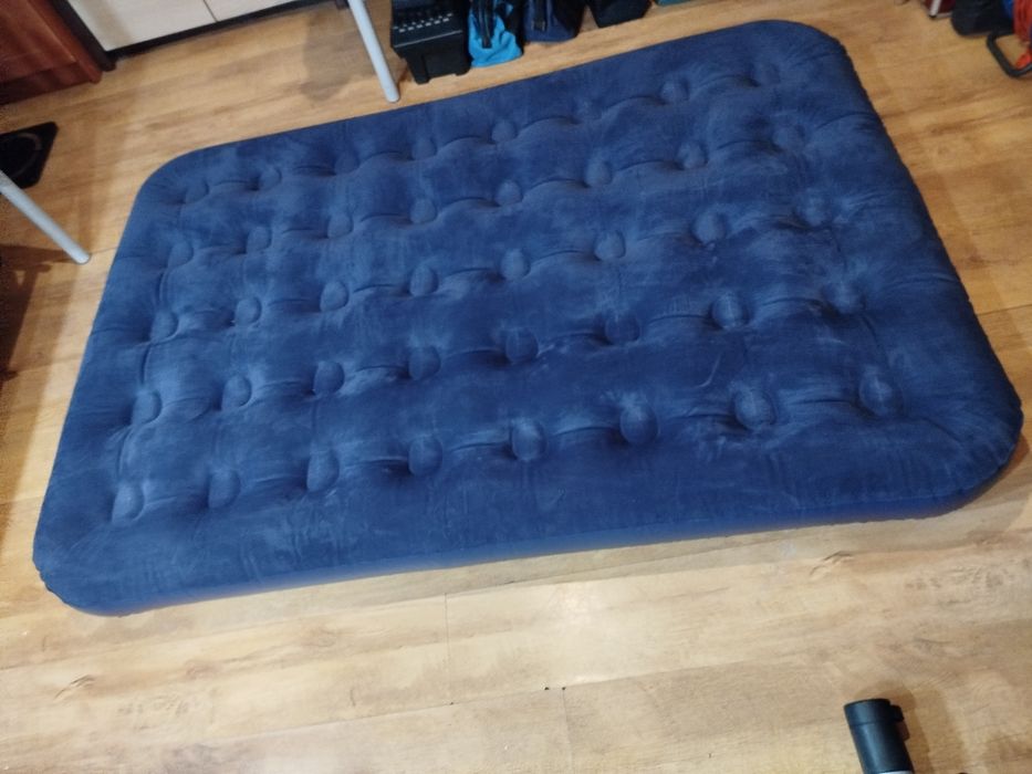 Materac + pompka na USB czytaj opis