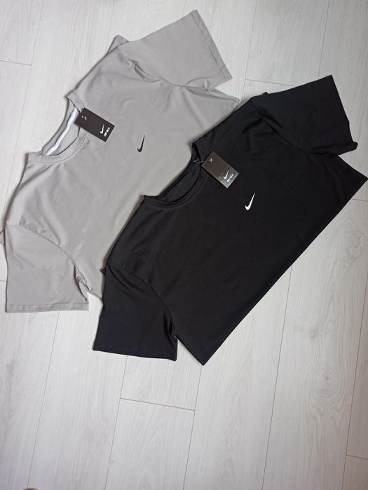 Не парять!Великі розміри люкс якість чоловіча футболка баво