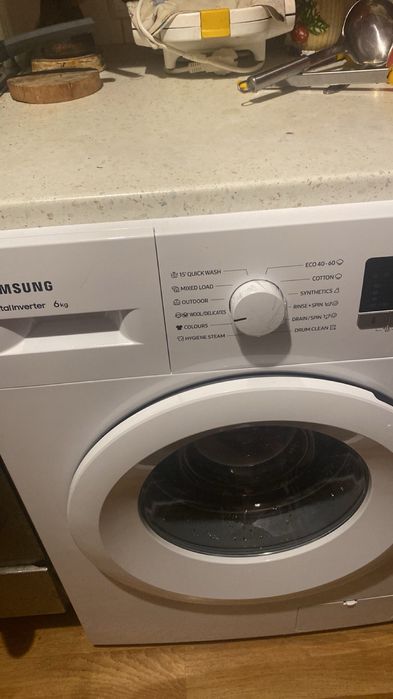 Продам стиральную машину на запчасти