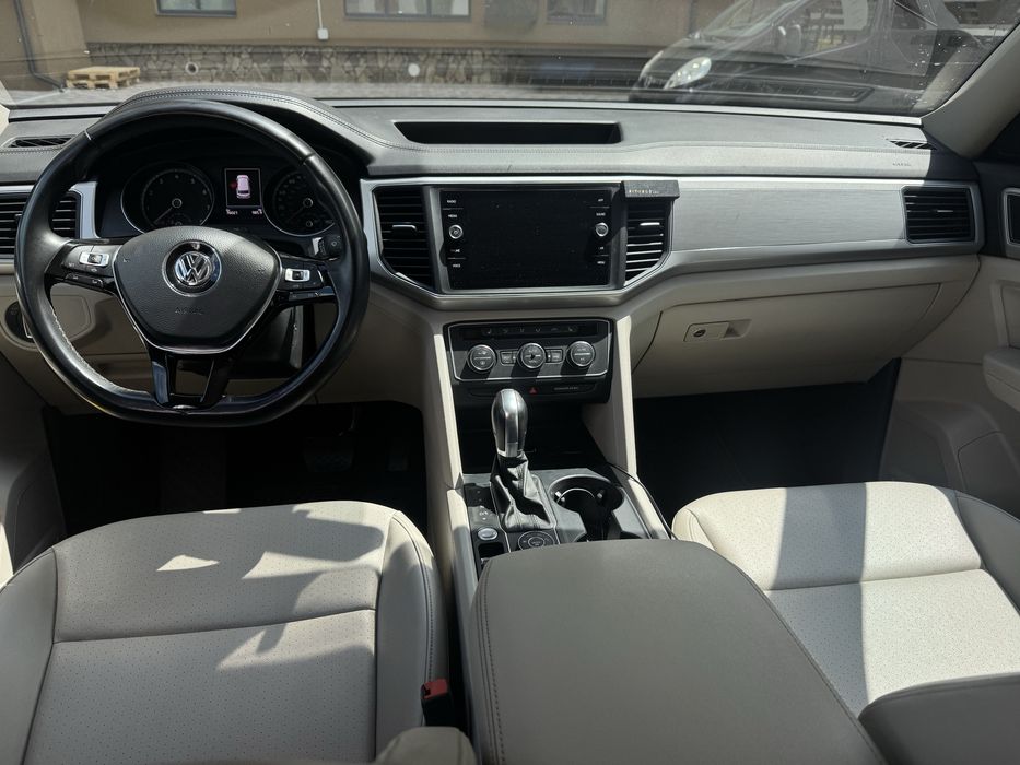 Volkswagen Atlas 3,6 Полный Привод обмен на недвижимость, авто