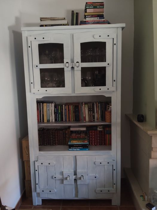 Vendo 2 móveis de sala