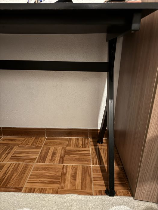 Mesa de canto p/ PC.