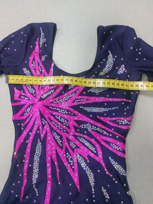 Vendo fato patinagem artística,8-10 anos