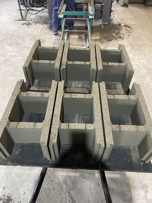 Блок незнімної опалубки, опалубочний,  фундаментний