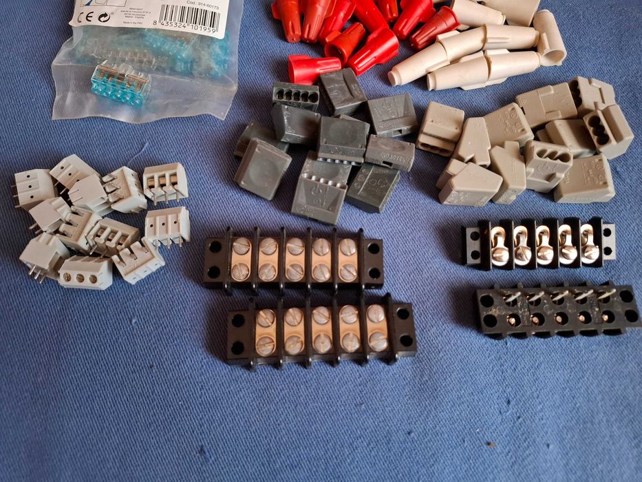 Electrical Wire Connectors64172208301314123