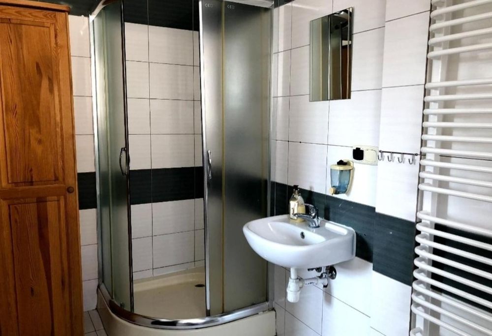 Noclegi, pokoje na wynajem