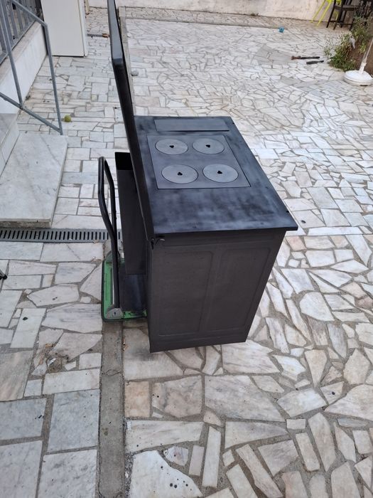 Fogão a Lenha Oliveirinha em Excelente Estado