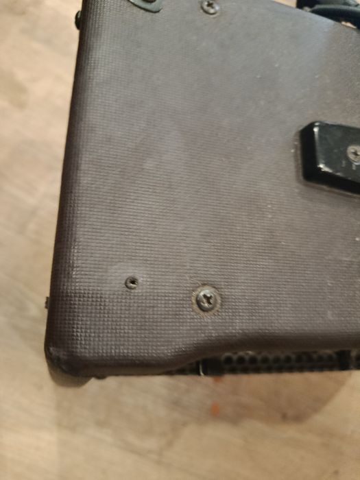 Głośnik gitarowy laney