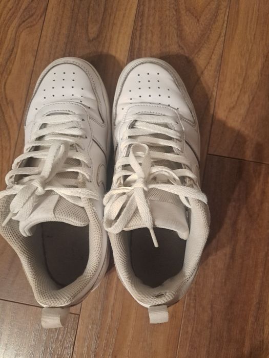 Nike Court Borough Low