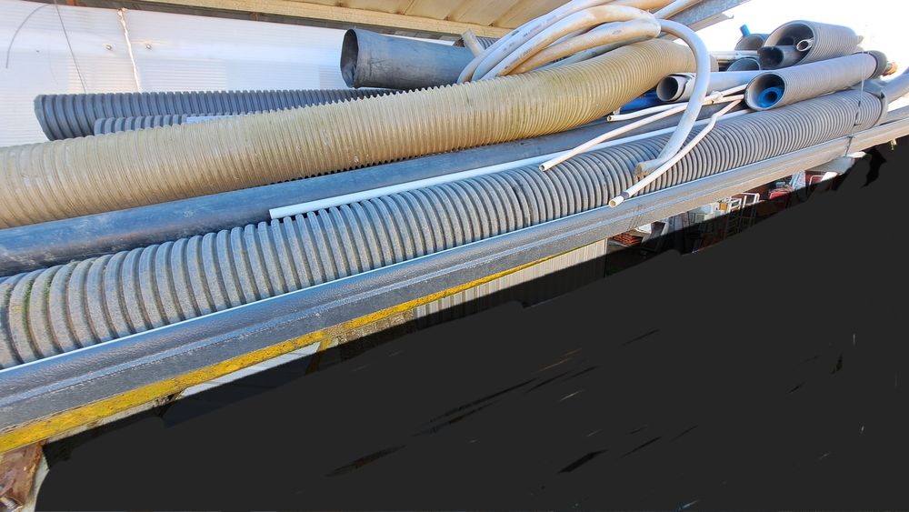 Tubos sobra de obra em bom estado