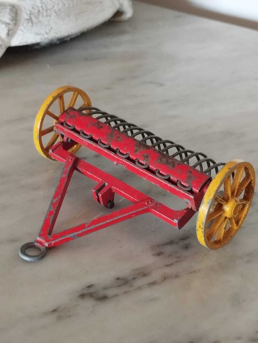 Dinky Toys No. 324 Feno - Raro