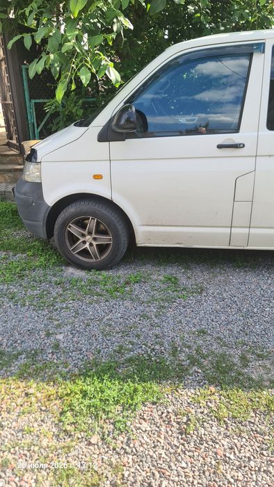 Фольцваген Т5 2003г