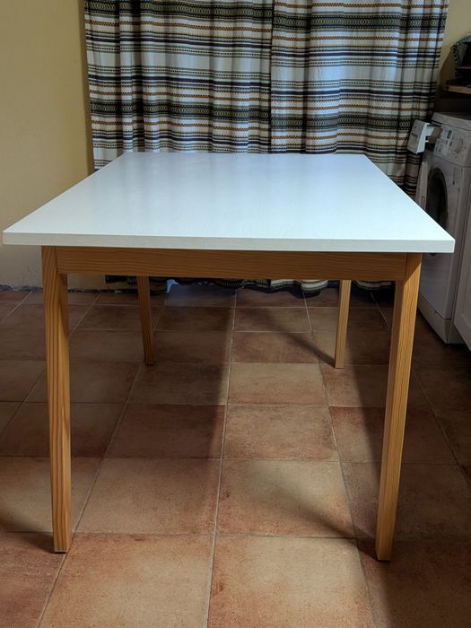 Mesa de Cozinha/Jantar – 118x80 cm
Mesa de jantar
