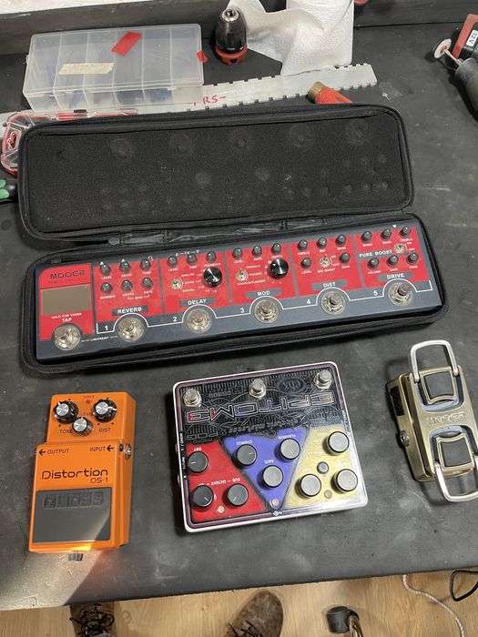 Efekt gitarowy  Epitome electro harmonix Klasa  prezent gitarzysty