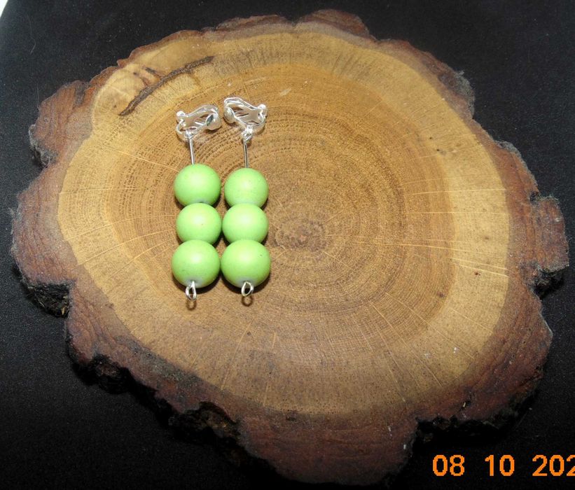 Zielone trzy kulki klipsy