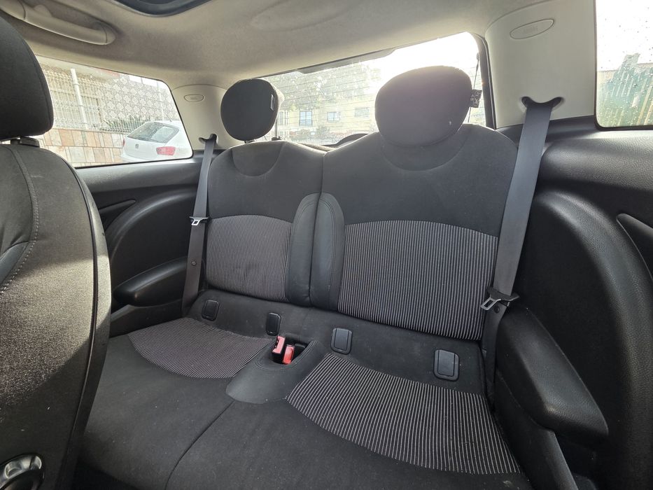 Mini cooper D 2008 Motor PSA foto 4
