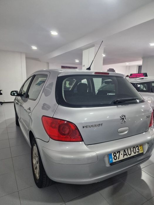 Peugeot 307 foto 2