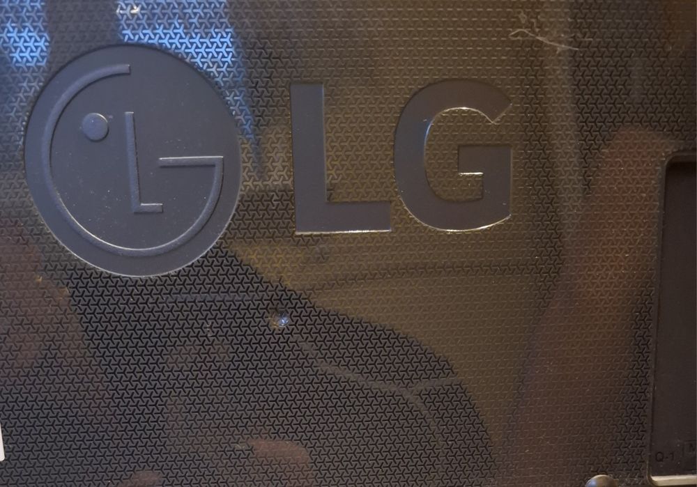Sprzedam telewizor LG