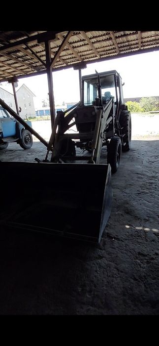 Комерція. Соєпереробний завод, діючий, працює на експорт
