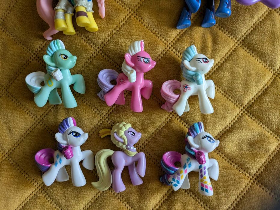 Koniki My Little Pony, w tym unikat Nightmare Moon Luna Hasbro