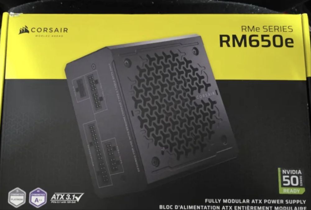 Fonte de Alimentação Corsair RM650e Platina