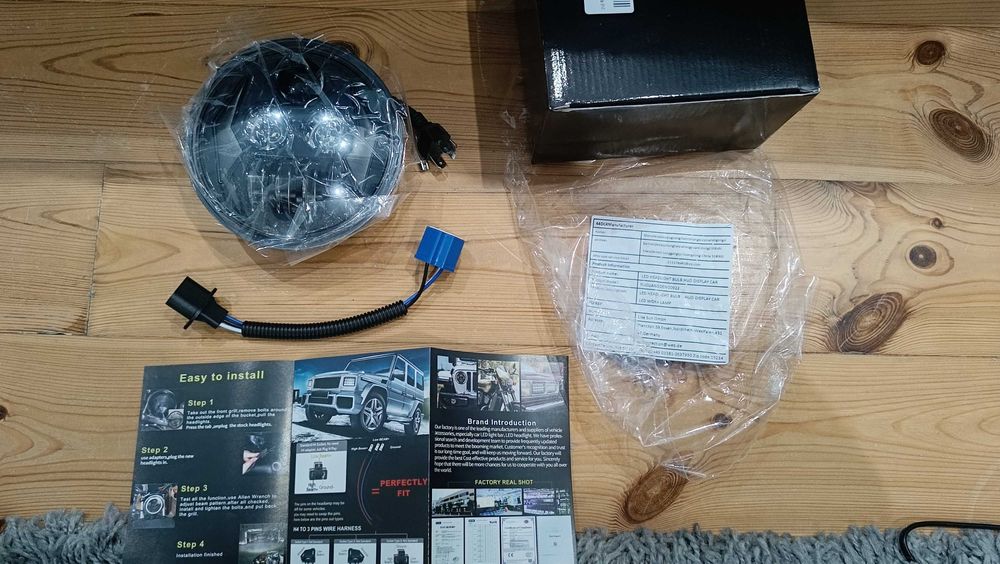 lampa reflektor okrogła led samochodowa / motorowa