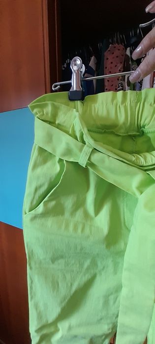 Calças mágicas verdes