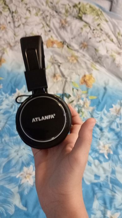 Продам наушники ATLANFA б/у рабочие круто играют