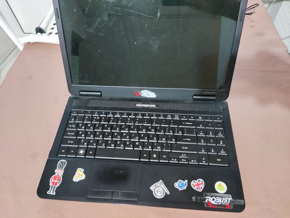 Ноутбук Emachines E727 series