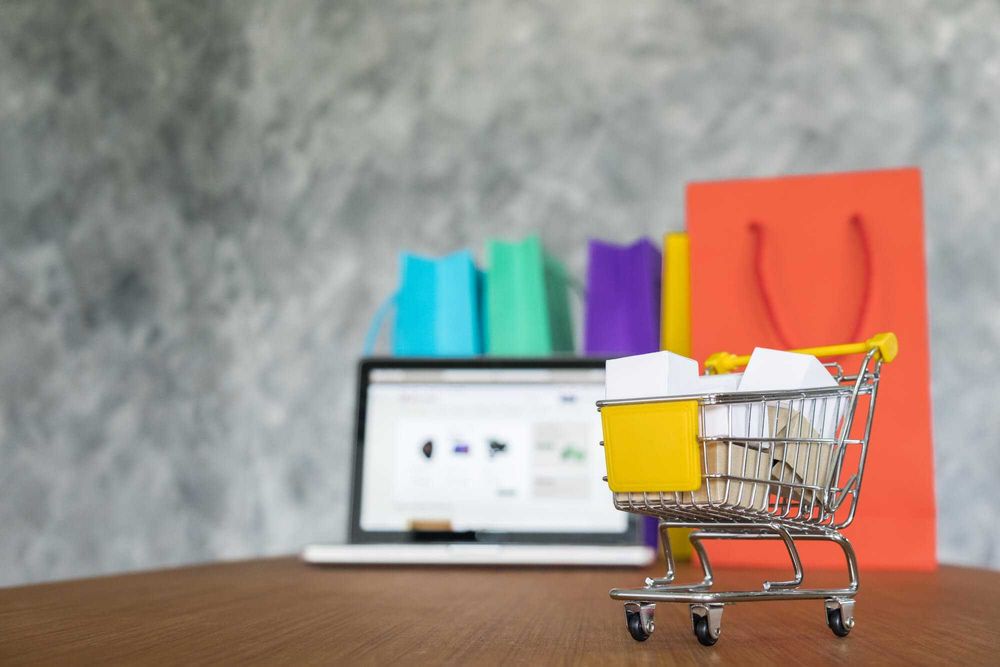 Landing pages , lojas online , sites intitucionais , blogues. O investimento deixou de ser entrave.