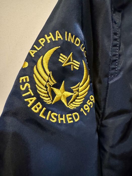 Kurtka Alpha Industries