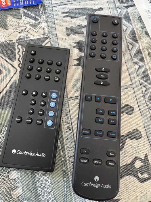 Conjunto HiFi Cambridge Audio Topaz – AM10 + CD10 + SX50 – Como Novo