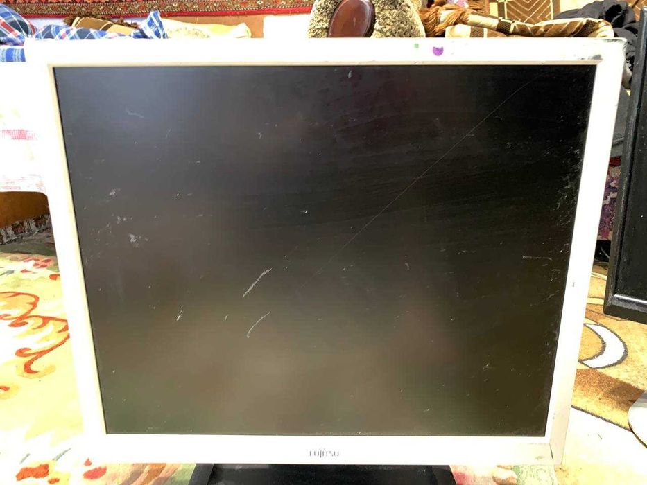 Продам монітори різних виробників