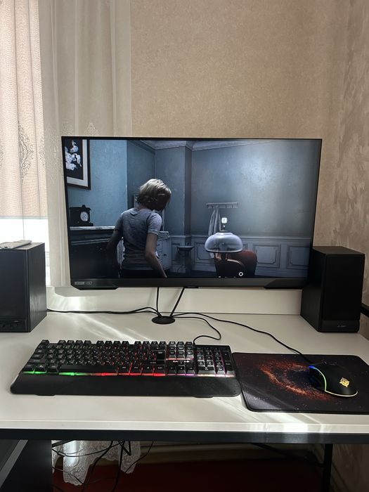 Samsung odyssey G7 4k 32 дюйма144ГЦ