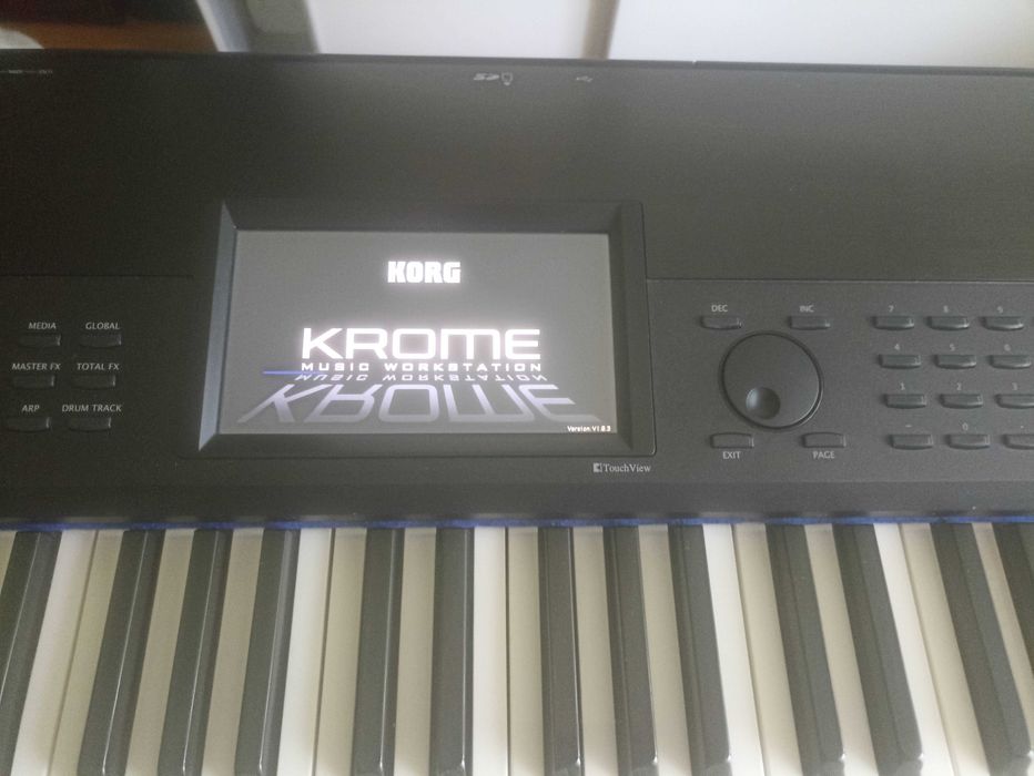 Korg Krome 88, pianino cyfrowe, syntezator