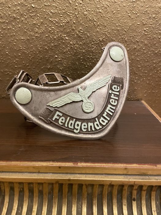 Ryngraf żandarmerii polowej Werhmacht 2 wojna swiatowa (idealny stan)