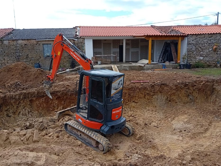 Mini giratória Hitachi u38