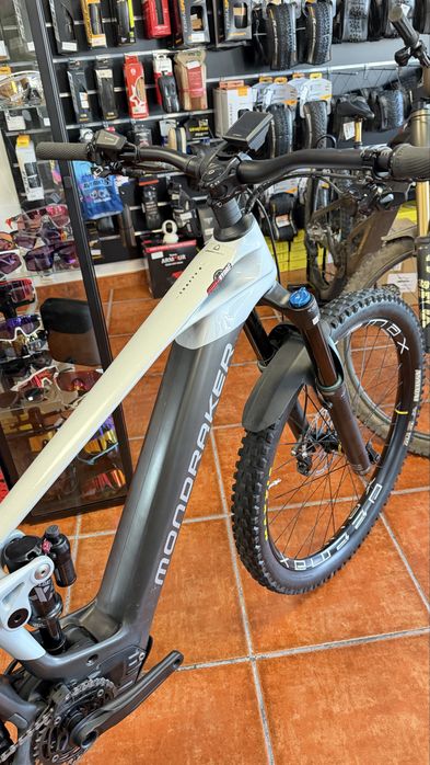 Bicicleta Mondraker Crafty r carbon