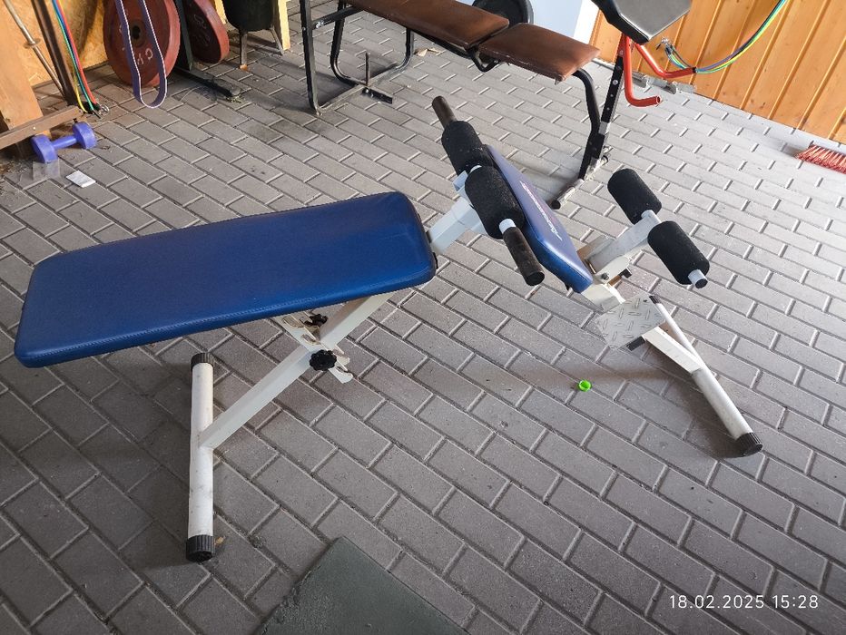 Ławeczka do brzuszków