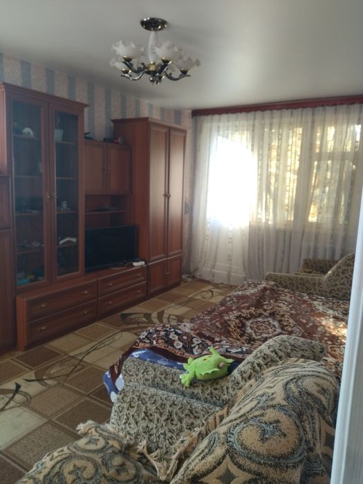 Продам трехкомнатную квартиру р-н Круга