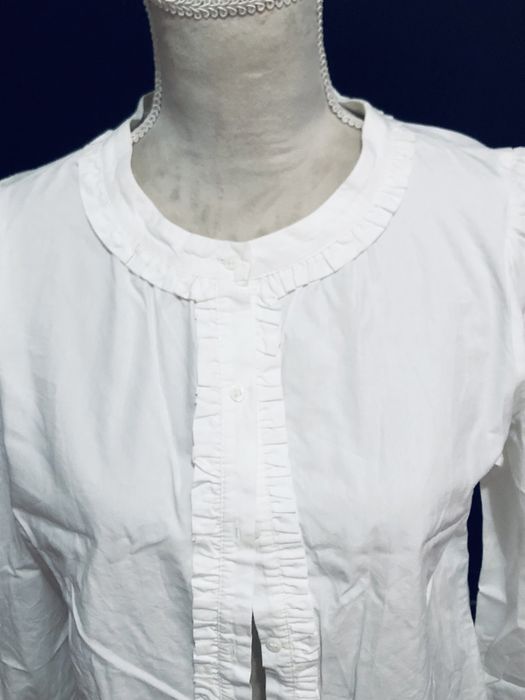Blusa branca  com folhinhos Zara