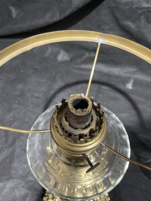 Керосиновая лампа антикварная