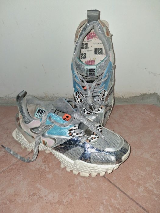 Russel Sneakers novos (40)