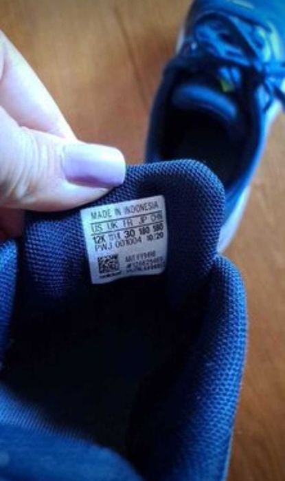 Ténis Adidas de criança