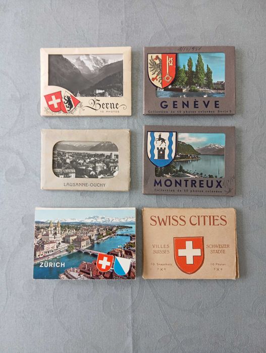 Coleção de carteiras de postais em miniatura do Mundo