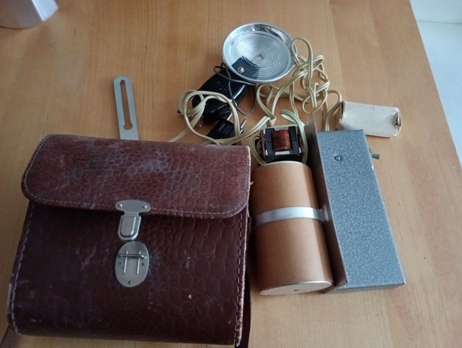 Lampa błyskowa. Zestaw.